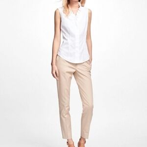 Unique spectrum stretch white collared sleeveless shirt